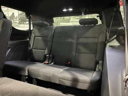 Certified 2022 GMC Yukon SLE image 13