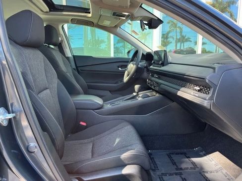 Certified 2023 Honda Accord EX image 11