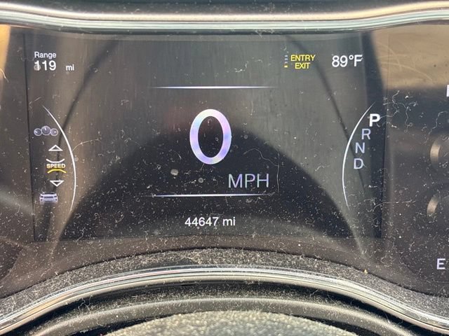 Used 2021 Jeep Grand Cherokee Overland AWD/4WD image 12