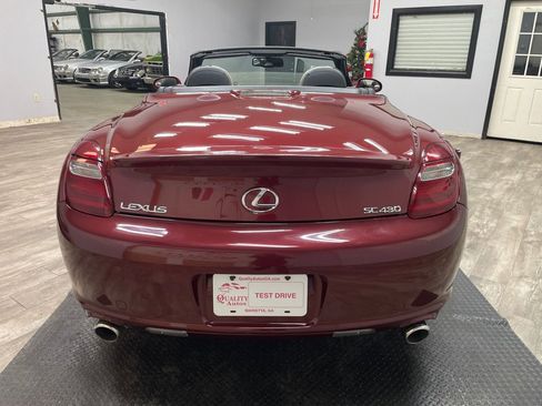 Used 2006 Lexus SC 430 Convertible image 8