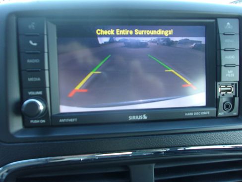 Used 2019 Dodge Grand Caravan SXT FWD image 22