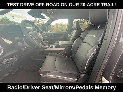 New 2026 RAM 2500 Laramie w/ Sport Appearance Package AWD/4WD image 11