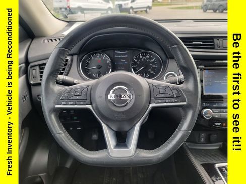 Used 2017 Nissan Rogue SL w/ SL Premium Package AWD/4WD image 14