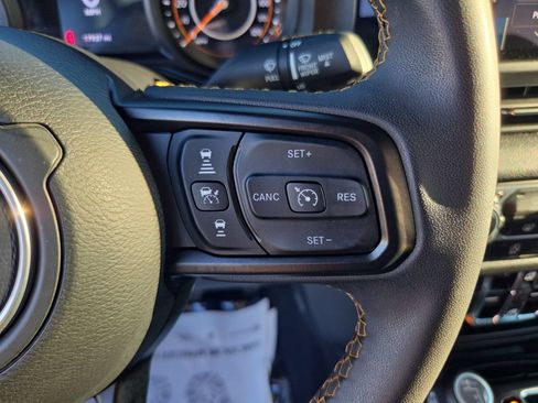 Used 2024 Jeep Wrangler Unlimited Sport AWD/4WD image 27