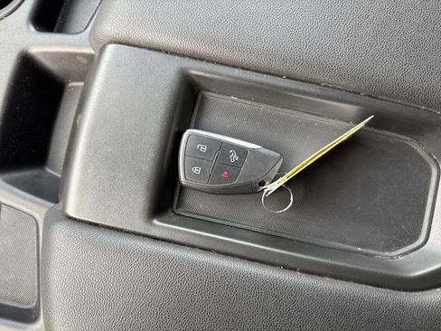 Used 2024 Chevrolet Silverado 2500 LT image 27