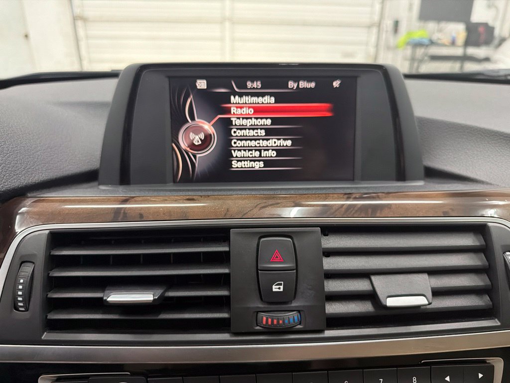 Used 2017 BMW 330i Sedan RWD image 18