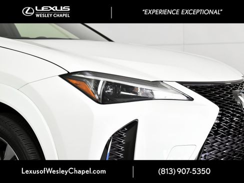Used 2023 Lexus UX 250h F Sport image 3