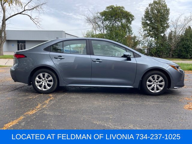 Used 2026 Toyota Corolla LE FWD image 6