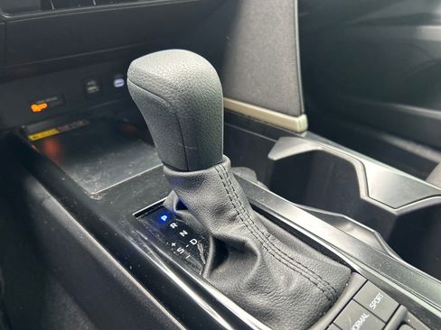 Certified 2025 Toyota Camry LE image 17