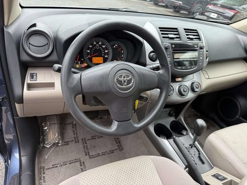 Used 2008 Toyota RAV4 2WD image 2