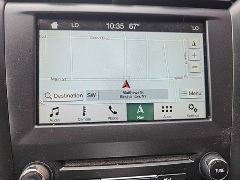 Used 2018 Ford Fusion SE w/ Equipment Group 601A FWD image 14
