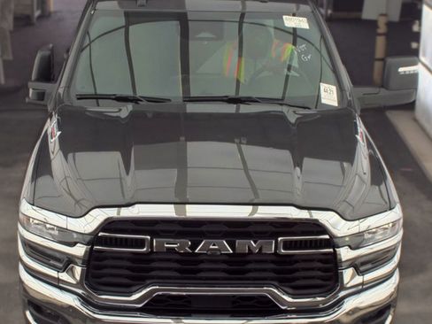 Used 2026 RAM 2500 Big Horn AWD/4WD image 3