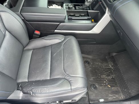 Used 2025 Toyota Tundra Platinum image 19