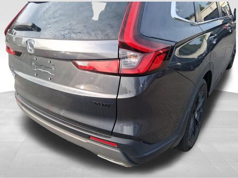 Used 2025 Honda CR-V Sport image 9