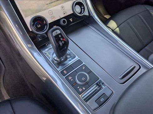 Used 2019 Land Rover Range Rover Sport HSE image 12