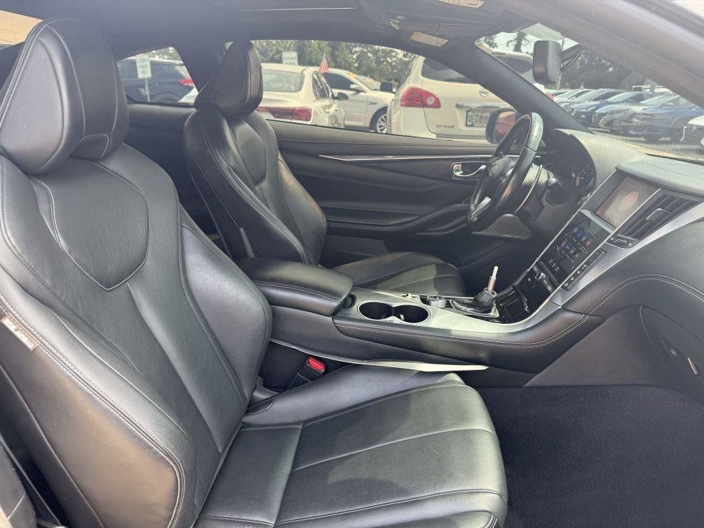 Used 2018 INFINITI Q60 3.0t Luxe AWD/4WD image 11