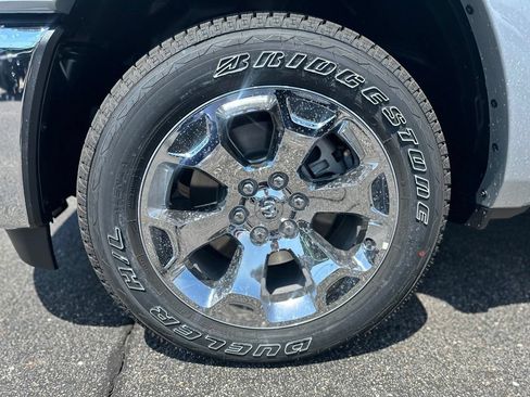 New 2026 RAM 1500 Big Horn AWD/4WD image 19