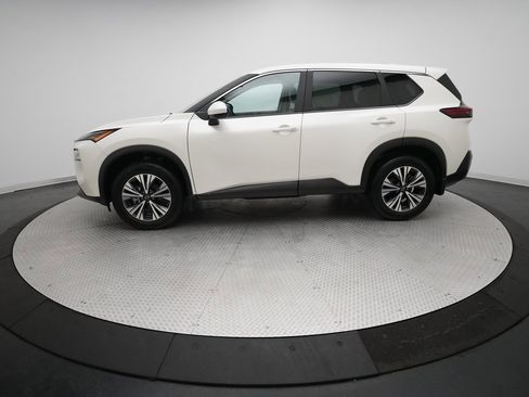 Used 2023 Nissan Rogue SV image 23