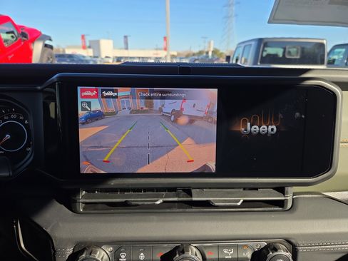 New 2026 Jeep Gladiator Mojave image 11