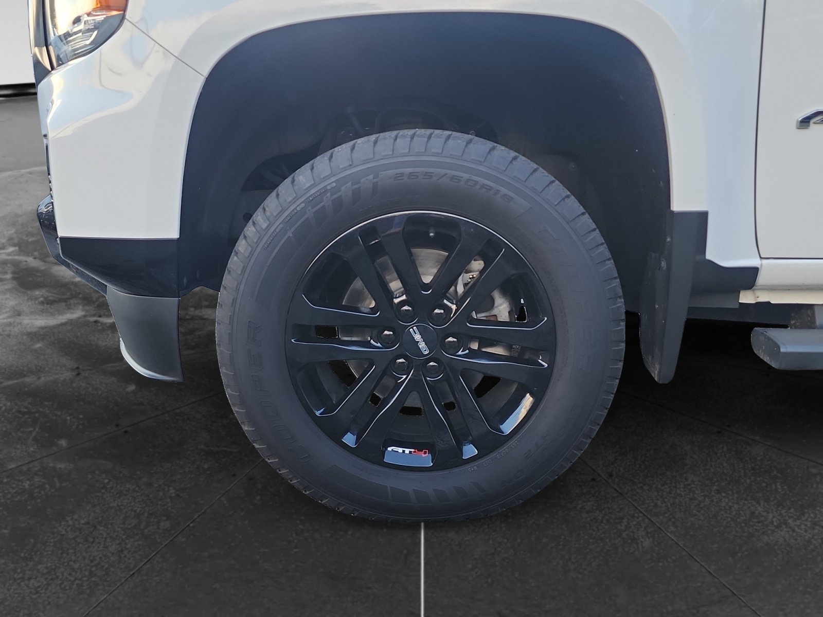 Used 2021 GMC Canyon AT4 w/ Trailering Package AWD/4WD image 14