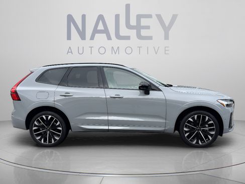 Used 2026 Volvo XC60 B5 Ultra w/ Protection Package Premier AWD/4WD image 4