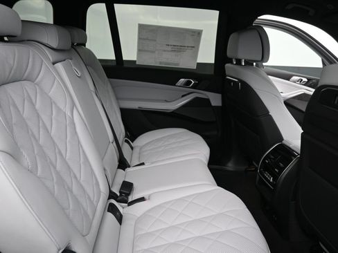 New 2027 BMW X7 xDrive40i AWD/4WD image 25
