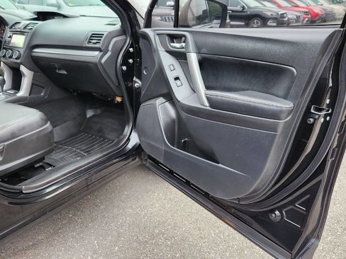 Used 2014 Subaru Forester 2.5i Limited image 42