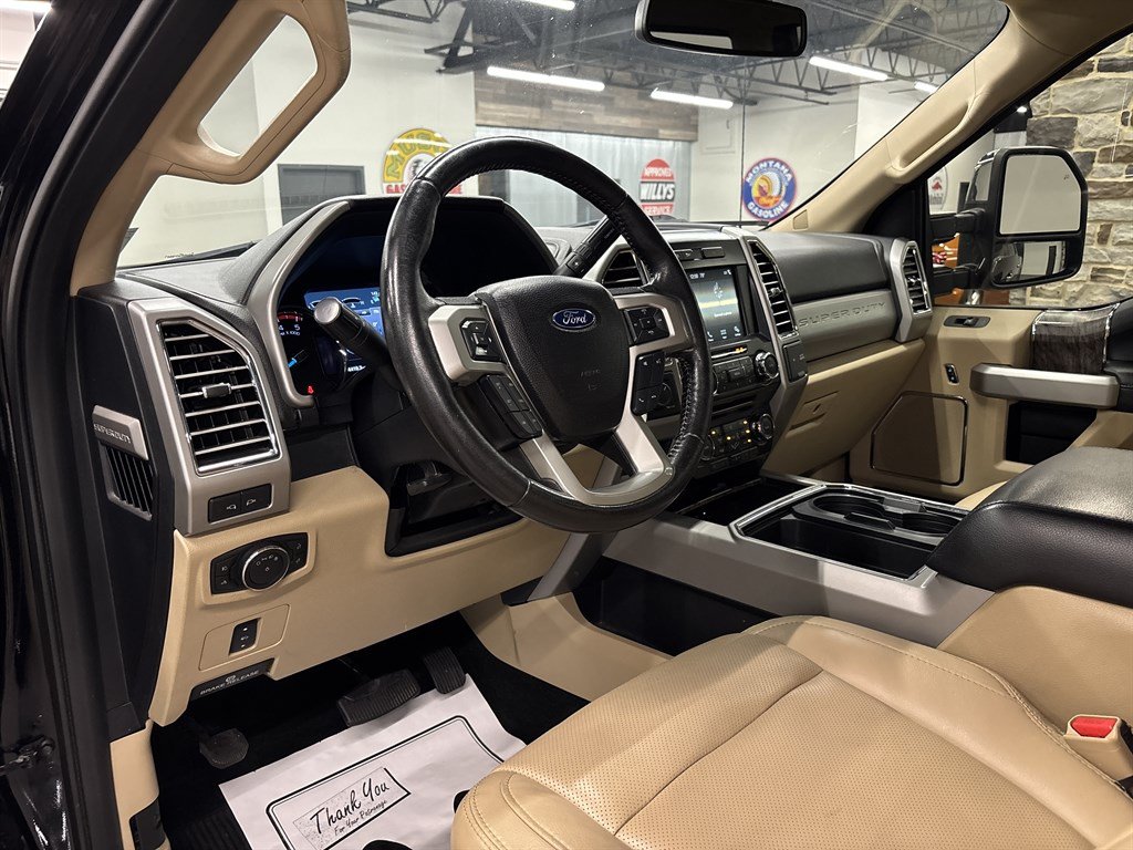 Used 2017 Ford F250 Lariat w/ Chrome Package AWD/4WD image 28