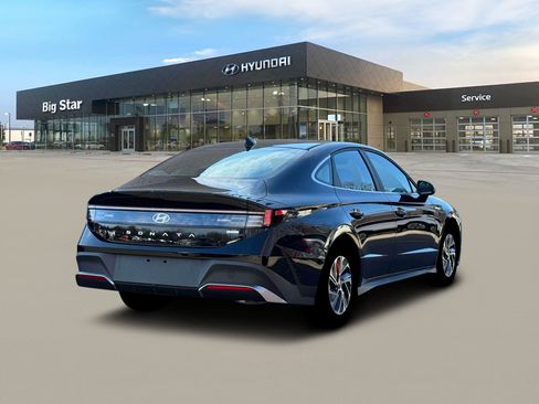 New 2026 Hyundai Sonata Blue FWD image 8