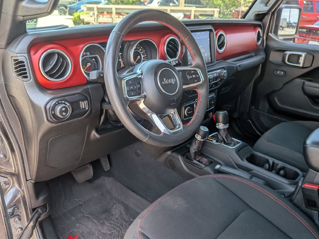 Used 2023 Jeep Gladiator Rubicon w/ LED Lighting Group AWD/4WD image 34