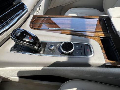 Used 2023 Cadillac Escalade ESV Premium Luxury Platinum w/ LPO, Radiant Package image 27