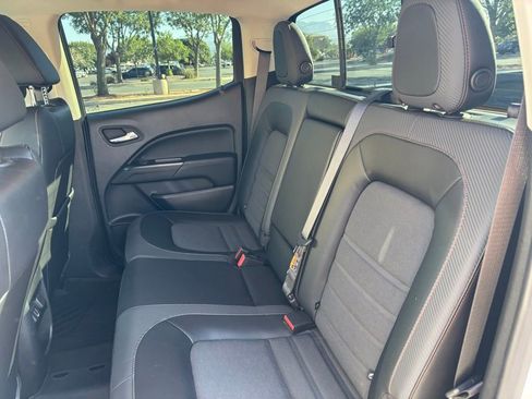 Used 2022 GMC Canyon AT4 AWD/4WD image 24