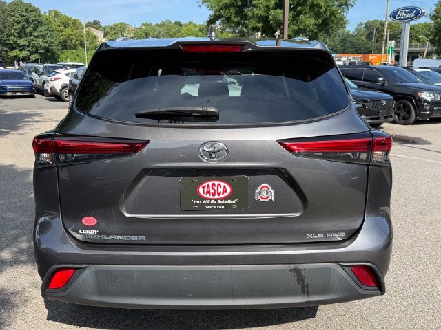 Used 2023 Toyota Highlander XLE AWD/4WD image 9
