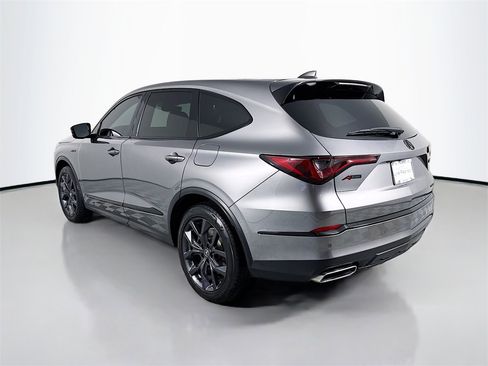 Used 2023 Acura MDX A-Spec image 3
