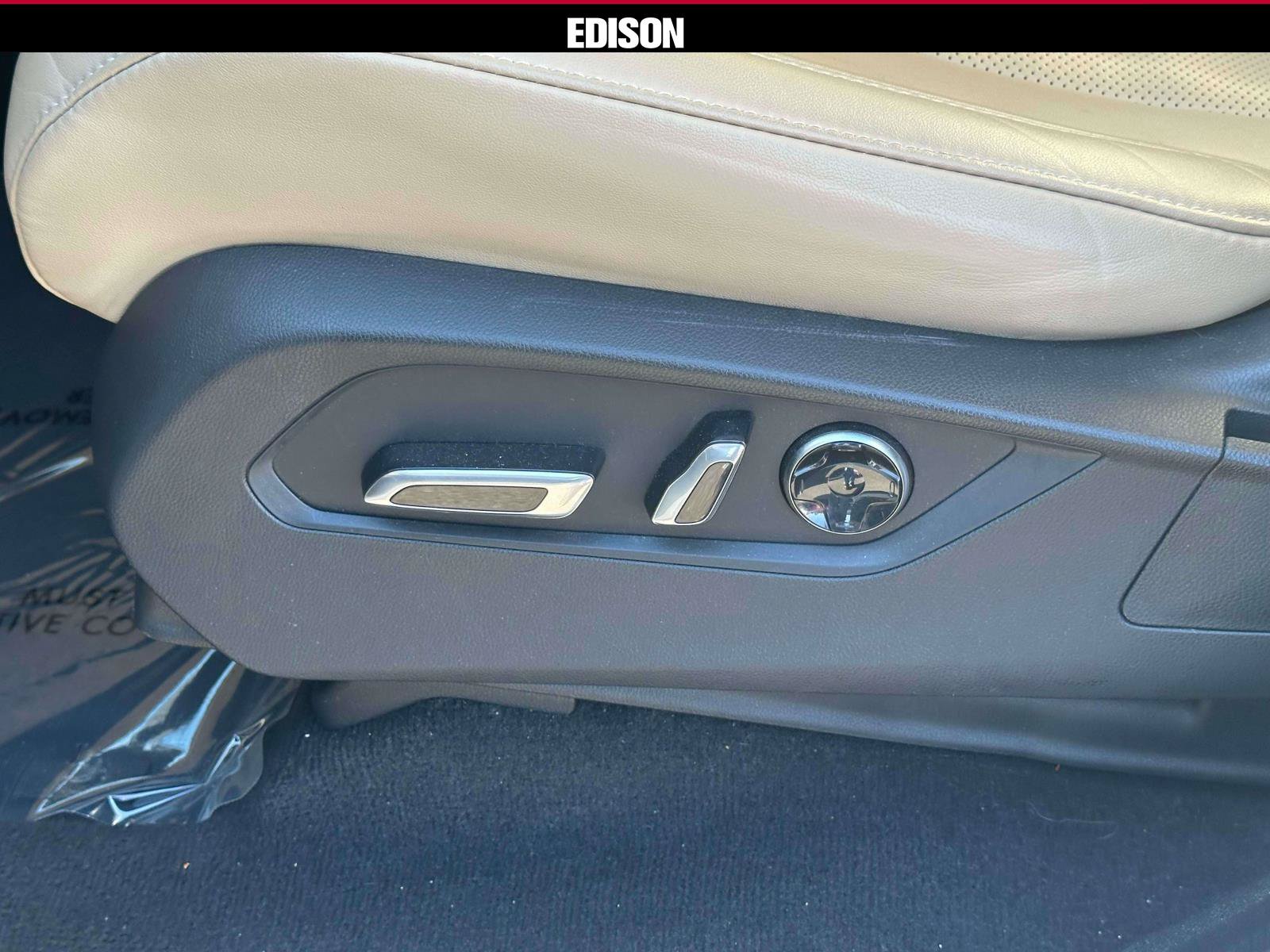 Used 2022 Acura MDX w/ Technology Package AWD/4WD image 19