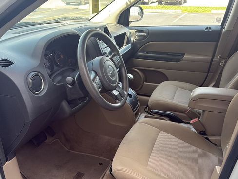 Used 2017 Jeep Compass Sport w/ Power Value Group FWD image 5