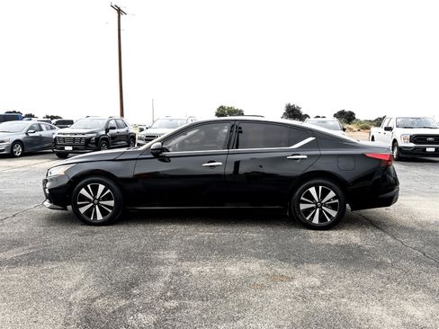 Used 2020 Nissan Altima 2.5 SL FWD image 11