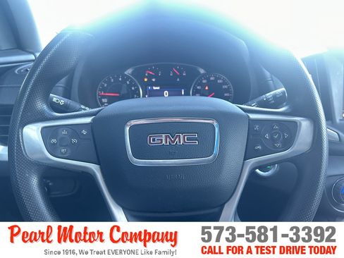Certified 2022 GMC Terrain SLE w/ Driver Convenience Package AWD/4WD image 13