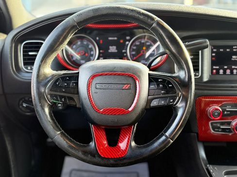 Used 2019 Dodge Charger Police w/ Street Appearance Group RWD image 18
