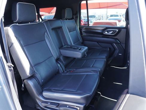 Certified 2024 Chevrolet Suburban Premier image 9