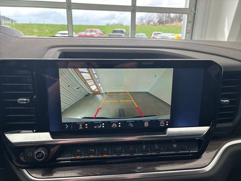 New 2026 Chevrolet Silverado 1500 LTZ w/ LTZ Premium Package AWD/4WD image 11