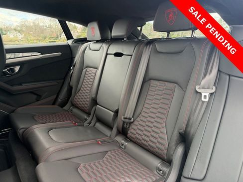 Used 2022 Lamborghini Urus image 27