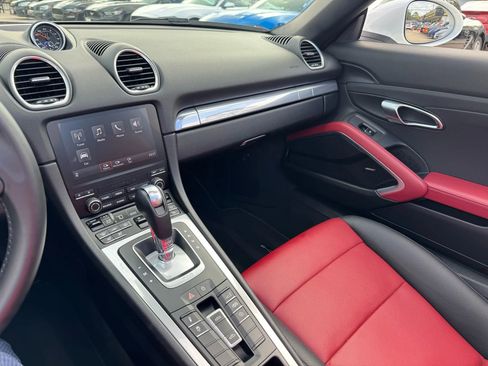 Used 2024 Porsche 718 Boxster w/ Sportdesign Package image 45