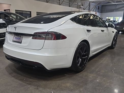 Used 2022 Tesla Model S AWD/4WD image 10
