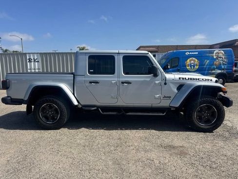 Used 2023 Jeep Gladiator Rubicon w/ LED Lighting Group AWD/4WD image 4