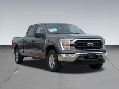 Used 2022 Ford F150 XLT w/ Trailer Tow Package AWD/4WD image 8