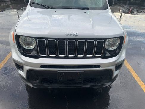 Used 2020 Jeep Renegade Sport w/ Sport Appearance Group AWD/4WD image 3