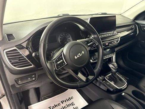 Used 2022 Kia Seltos EX AWD/4WD image 17