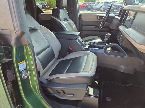 Used 2024 Ford Bronco Wildtrak AWD/4WD image 12