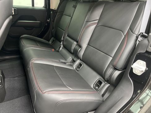 New 2026 Jeep Gladiator Rubicon image 5